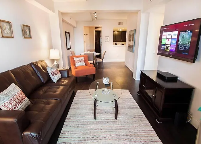 Large 2 Bed -2 Bath On Wilshire Corridor - S